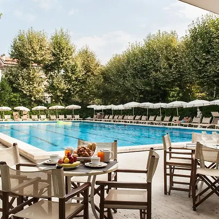 Grand Royal فندق
