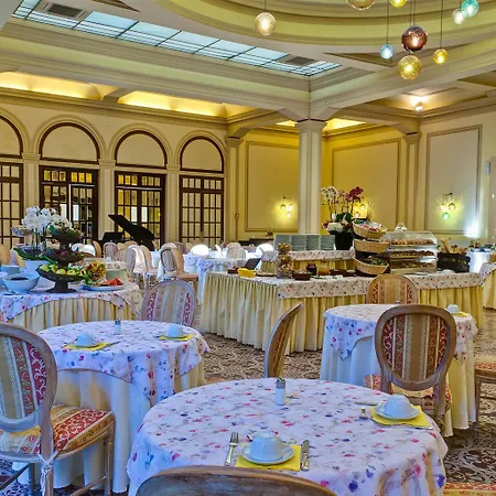 Grand Royal ヴィアレッジョ